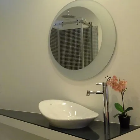 Chezvous Apartment Lisbon